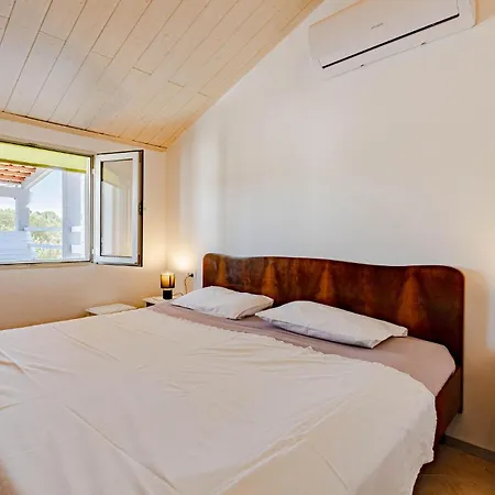 Pet Friendly In Stratincica With Wifi Vela Luka