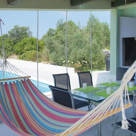 Pet Friendly In Stratincica With Wifi Holiday home